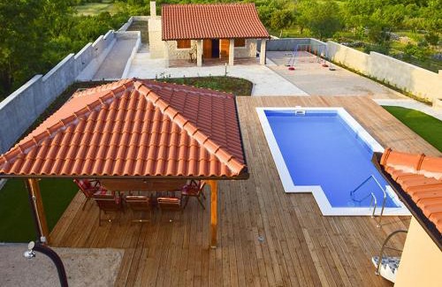 Velim House | Holiday Home Julija by Interhome