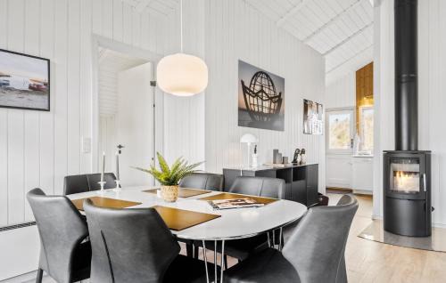 Haurvig House | Holiday Home Kr Madsens Vej Hvide Sande Denm