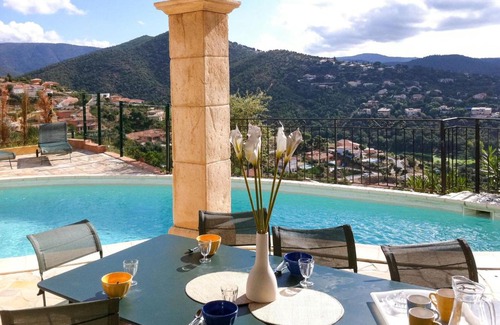 La Londe-les-Maures House | Holiday Home Les Provencales - LAL150