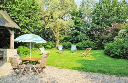 Sainte-Marie-du-Mont House | Holiday Home La Bedelle by Interhome