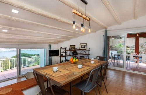 Port de la Selva House | Holiday Home La Mora II by Interhome