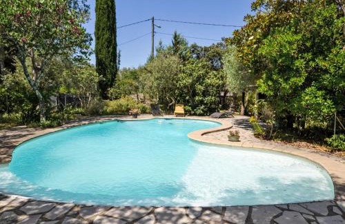 Quartier des Espesses House | Holiday Home La Garrigue by Interhome