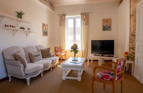 Pornic House | Holiday Home La Goélette by Interhome