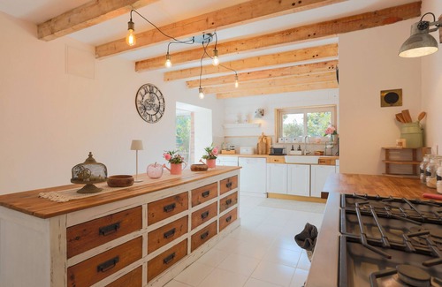 Paimpol House | Holiday Home 'Les Agapanthes' with Sea View, Private Terrace and Wi-Fi