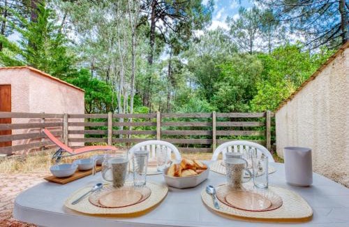 Lacanau-Ocean House | Holiday Home Les Cracks-10 by Interhome