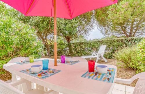 Vaux-sur-Mer House | Holiday Home Les Hautes Folies-7 by Interhome