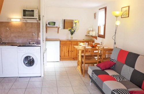 Les Ayguades House | Holiday Home Les Maisons du Rivage Bleu by Interhome