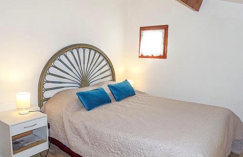 Les Ayguades House | Holiday Home Les Maisons du Rivage Bleu by Interhome