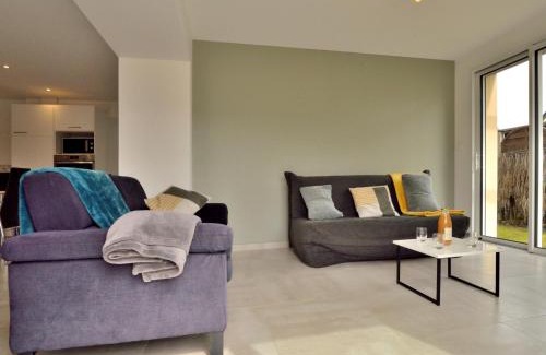 La Turballe House | Holiday Home Les Volets Bleus by Interhome