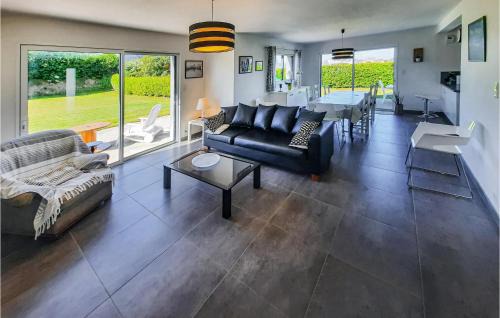 Plouguerneau House | Holiday Home Lilia Plouguerneau With Sea View 02