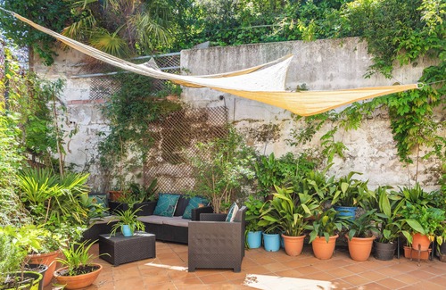 Arbucies House | Holiday Home 'Loft Elisa' with Shared Pool, Shared Terrace and Wi-Fi