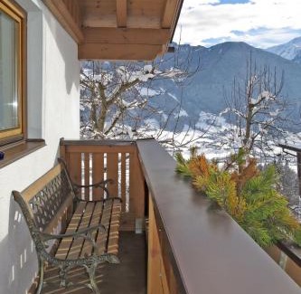 Hippach House | Holiday Home Margit by Interhome