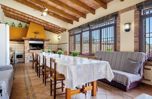 L'Ampolla House | Holiday Home 'Mas Del Vedell' with Private Pool, Wi-Fi and Air Conditioning