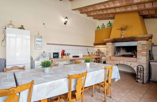 L'Ampolla House | Holiday Home 'Mas Del Vedell' with Private Pool, Wi-Fi and Air Conditioning