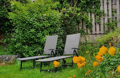 Meschede House | Holiday Home 'Meschede' with Private Terrace, Private Garden and Wi-Fi