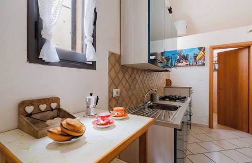 Centro Storico House | Holiday Home 'Miry' with Air Conditioning