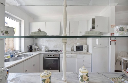Paradela House | Holiday Home 'Moinho De Paradela' with Private Pool, Private Terrace and Wi-Fi