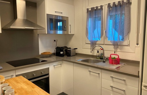 L'Escala House | Holiday Home 'Montgo Piscina 2' with Mountain View, Wi-Fi and Air Conditioning