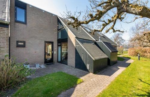 Westenschouwen House | Holiday Home near Beach with Pool Access