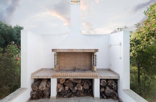 Vrahati House | Holiday home next to orange tree orchard