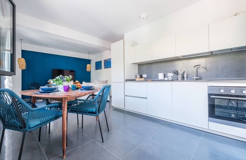 Furci Siculo House | Holiday Home 'Ninai Sea Holiday Apartment' with Balcony, Wi-Fi and Air Conditioning