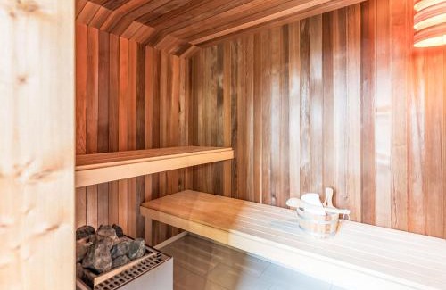Dagebuell House | Holiday Home Nordseeluft by Interhome