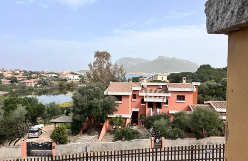 Baia Caddinas House | Holiday Home 'Orizzonti 32' with Sea View and Private Terrace