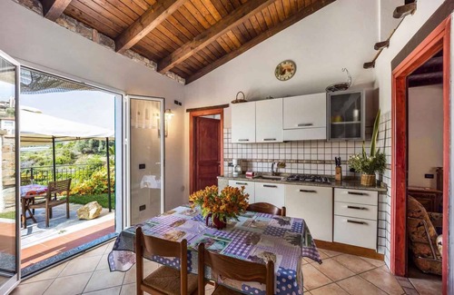 Pompeiana House | Holiday home Panorama between sea and mountains