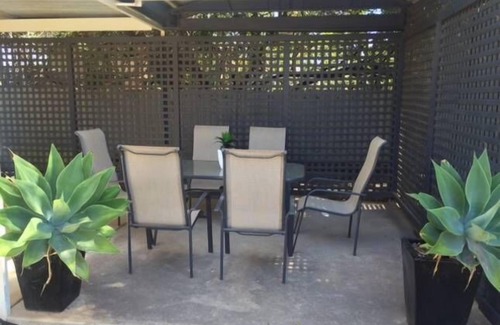 Port Hughes House | Holiday Home - Perfect spot for your next coastal escape