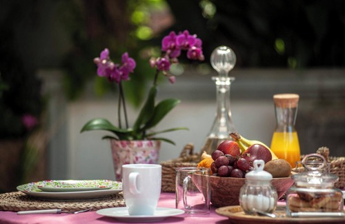 Sarroch House | Holiday Home "Petunia" close to the Beach with Garden & Terrace
