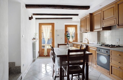 Dronero House | Holiday Home 'Pin E Cele' with Mountain View, Private Terrace and Balcony