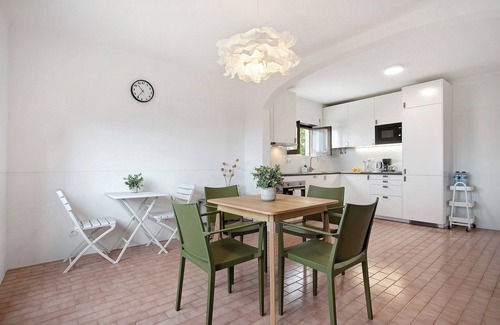 Ericeira House | Holiday Home 'Praia Do Sul' with Sea View, Private Garden and Wi-Fi