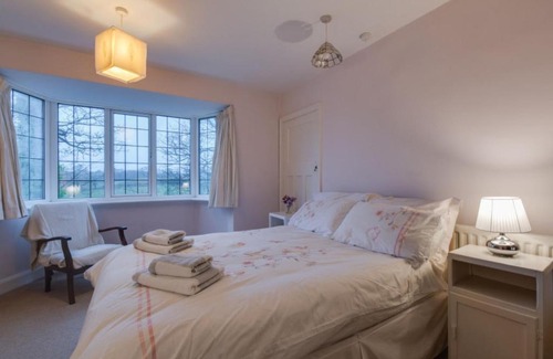 Warkworth House | Holiday Home Rookery Nook by Interhome