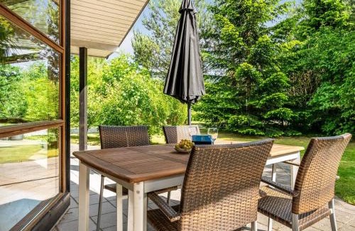 Grena Strand House | Holiday Home Rosaline - 500m from the sea by Interhome