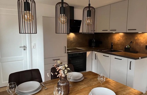 Schiltach Apartment | Holiday Home Schmuckstück – Historic Old Town Retreat