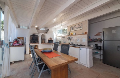 Porto San Paolo Villa | Holiday Home 'Sea House Therapy Sardegna' with Sea View, Private Pool and Wi-Fi