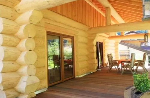 Ruhpolding House | Holiday Home 'Seehaus Alm' with Mountain View, Private Terrace and Wi-Fi