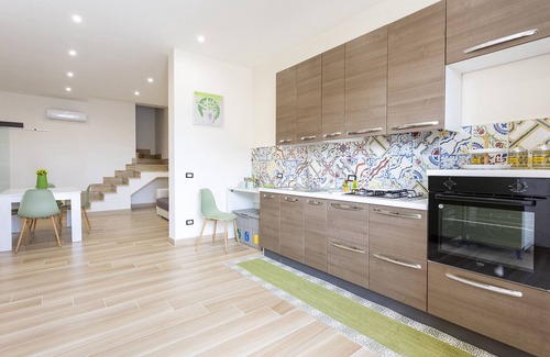 Marinella di Selinunte House | Holiday Home "Sefy Mare a Selinunte" with Sea View, Balcony & Wi-Fi
