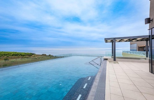 Crveni Vrh House | Holiday Home Semi-detached Villa Crveni vrh 1-2-3- by Interhome