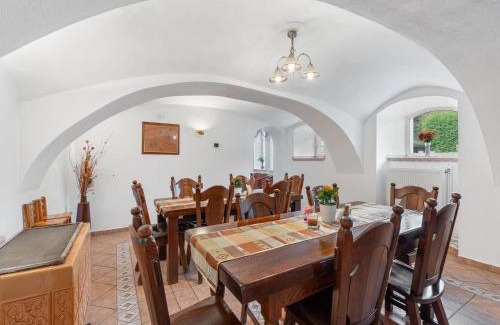 Kravare House | Holiday Home Sezímky by Interhome