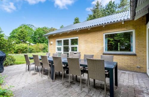 Bøtø By House | Holiday Home Siggut - 100m from the sea by Interhome