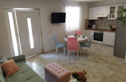 Mali Vareski Villa | Holiday home Silva