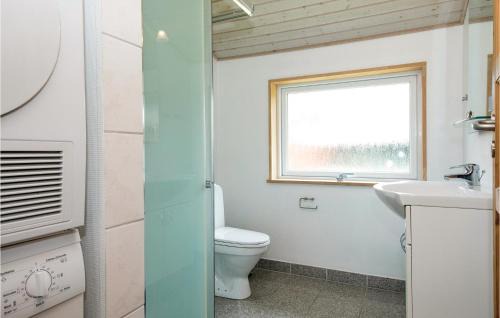 Helberskov Strand House | Holiday Home Sletten Hadsund Xii