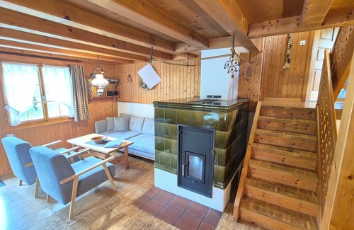 Kublis Ski Chalet | Holiday home Stutz house part left
