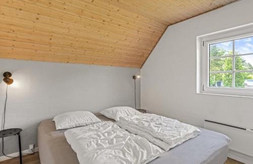 Bøtø By House | Holiday Home Tara - 900m from the sea by Interhome