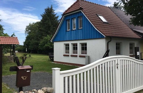 Bodstedt House | Holiday home to Kranichweide - Pradel