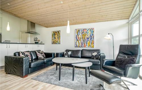 Nr. Lyngby Strand House | Holiday Home Toftevej
