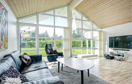 Nr. Lyngby Strand House | Holiday Home Toftevej