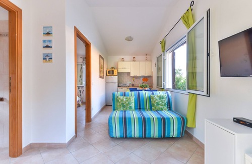 Porto Azzurro House | Holiday Home "Unifamiliare Isola D'Elba" with Mountain View, Terrace & Wi-Fi