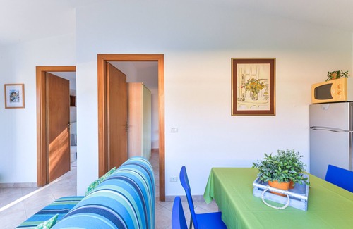 Porto Azzurro House | Holiday Home "Unifamiliare Isola D'Elba" with Mountain View, Terrace & Wi-Fi